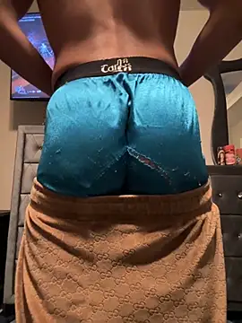 Snapshot of BubbaATL chatting on 12, 11, 2025 BubbaATL online show from 12, 11, 2025