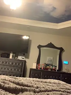 Snapshot of BubbaATL chatting on 16, 11, 2025 BubbaATL online show from 16, 11, 2025