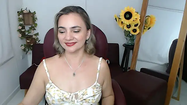 Snapshot of Ghada_milf chatting on 14, 7, 2026 Ghada milf online show from 14, 7, 2026