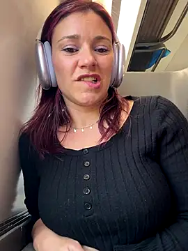 Snapshot of Babyfantasy83 chatting on 12, 10, 2025 Babyfantasy83 online show from 12, 10, 2025