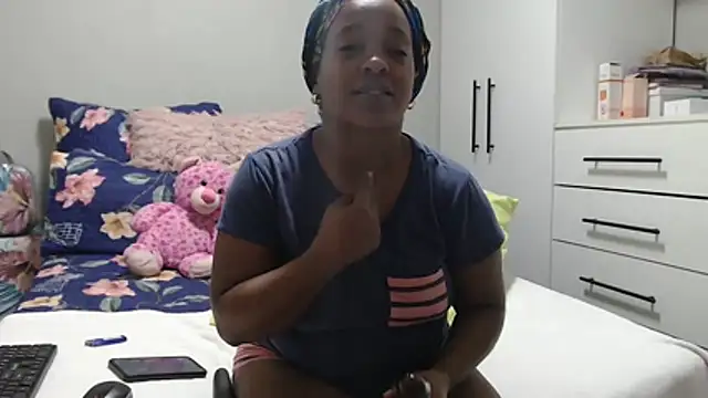 Snapshot of Amberbela chatting on 3, 6, 2026 Amberbela online show from 3, 6, 2026