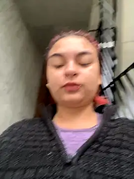 MiaLujan  online show from 12, 10, 2025