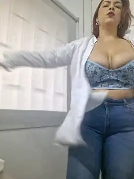 Snapshot of doctora-danna chatting on 11, 3, 2025 doctora-danna online show from 11, 3, 2025