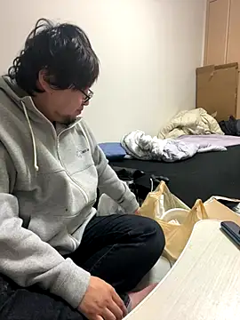 Snapshot of yuuki198912 chatting on 26, 11, 2025 yuuki198912 online show from 26, 11, 2025