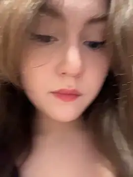 Peachy Dream online show from 13, 5, 2026
