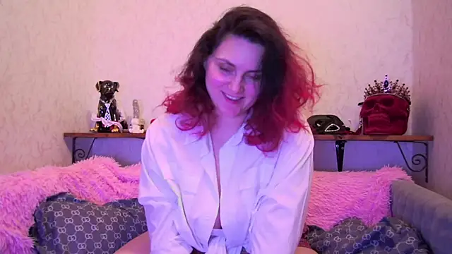 Snapshot of Cute_Carla chatting on 7, 3, 2025 Cute Carla online show from 7, 3, 2025