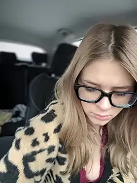 Love Bri online show from 6, 3, 2025