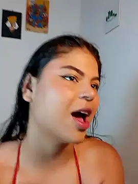 Snapshot of Cleo_hills chatting on 24, 12, 2024 Cleo hills online show from 24, 12, 2024