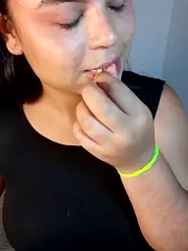 Snapshot of Cleo_hills chatting on 27, 12, 2024 Cleo hills online show from 27, 12, 2024