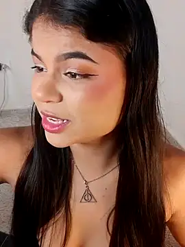 Snapshot of Cleo_hills chatting on 18, 2, 2025 Cleo hills online show from 18, 2, 2025