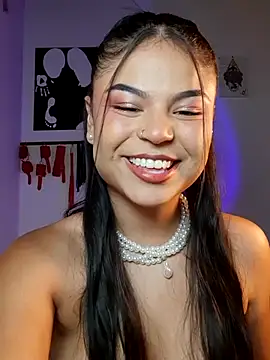 Snapshot of Cleo_hills chatting on 27, 11, 2025 Cleo hills online show from 27, 11, 2025