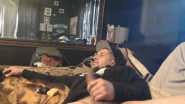 Snapshot of RM_Discov3ri3z chatting on 7, 11, 2025 RM Discov3ri3z online show from 7, 11, 2025