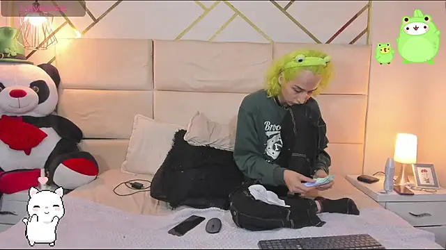 -kisa  online show from 15, 10, 2025