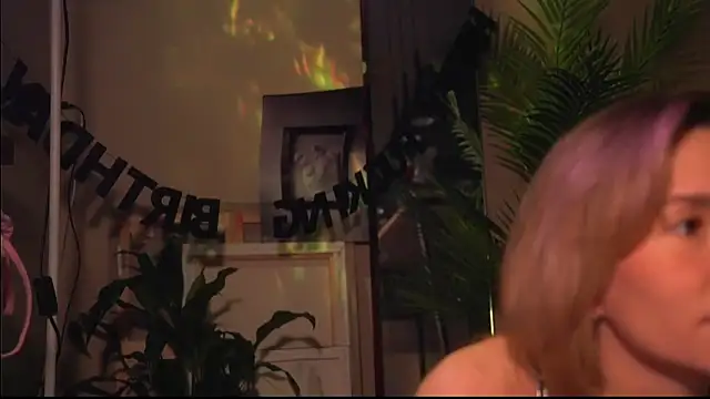 Snapshot of Arianna_Richi chatting on 2, 11, 2025 Arianna Richi online show from 2, 11, 2025