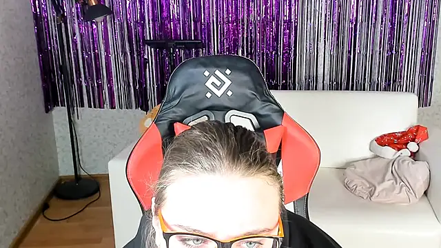 Seductive She Wolf online show from 26, 2, 2025