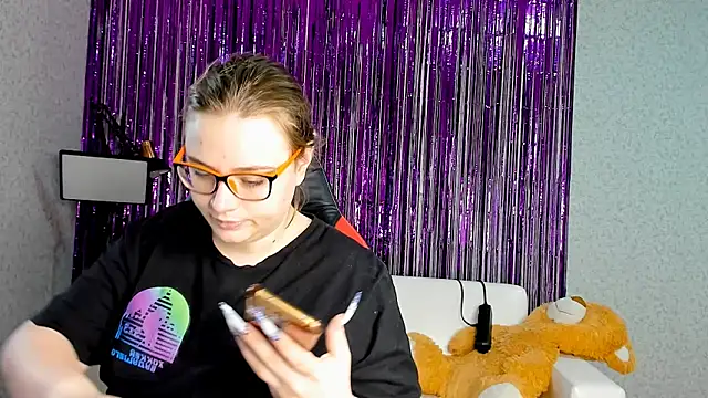 Seductive She Wolf online show from 10, 3, 2025