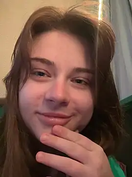 Seductive She Wolf online show from 5, 4, 2026