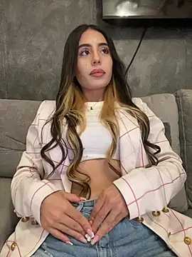 AbyThompson online show from 15, 2, 2025