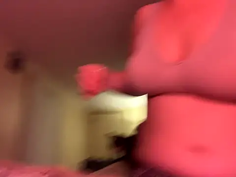 Snapshot of KatieBARBiE98 chatting on 15, 11, 2025 KatieBARBiE98 online show from 15, 11, 2025