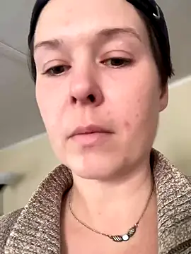 Snapshot of KatieBARBiE98 chatting on 14, 12, 2025 KatieBARBiE98 online show from 14, 12, 2025