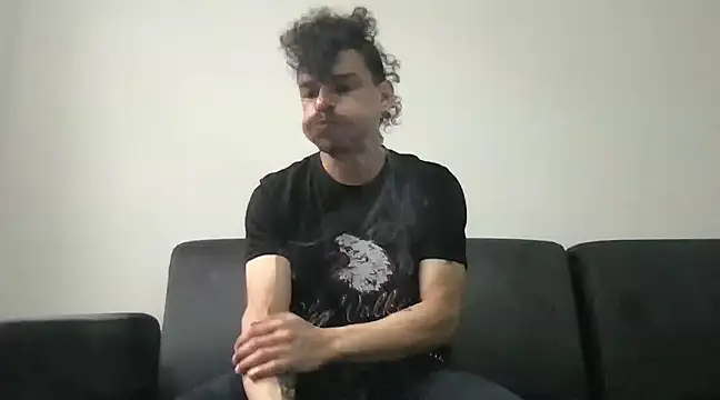 Snapshot of HorrorotikA chatting on 2, 12, 2024 HorrorotikA online show from 2, 12, 2024