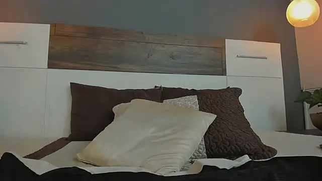 Snapshot of andymiller_ chatting on 31, 1, 2025 andymiller online show from 31, 1, 2025