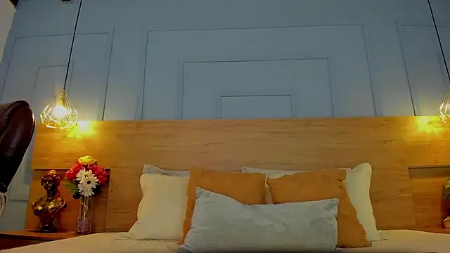 Snapshot of andymiller_ chatting on 5, 2, 2025 andymiller online show from 5, 2, 2025