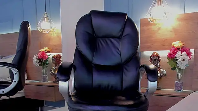 Snapshot of andymiller_ chatting on 5, 2, 2025 andymiller online show from 5, 2, 2025