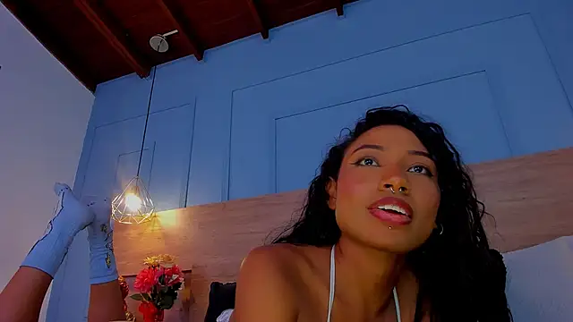 Snapshot of andymiller_ chatting on 3, 3, 2025 andymiller online show from 3, 3, 2025