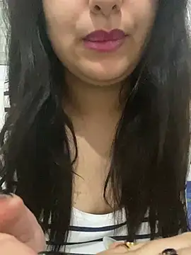 yassminsexy22 online show from 27, 1, 2025