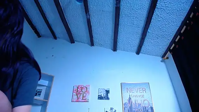 Snapshot of Sian__1 chatting on 12, 12, 2024 Sian 1 online show from 12, 12, 2024