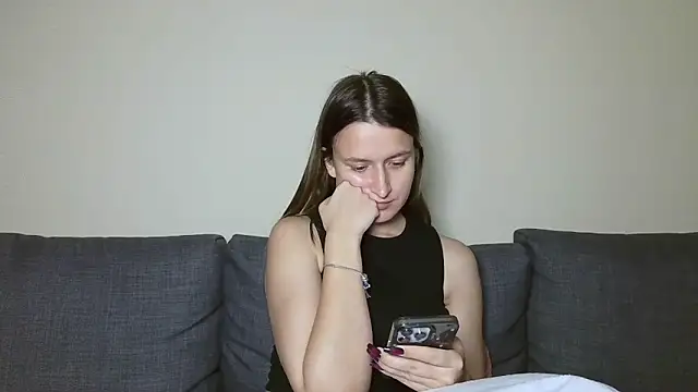 Submissive love online show from 13, 3, 2025