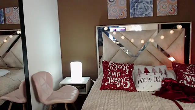 SophiaJoliebm online show from 28, 11, 2025