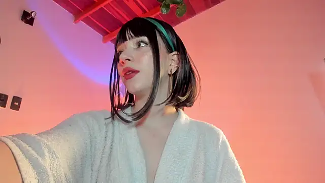 Snapshot of sweeet_peach chatting on 19, 11, 2025 sweeet peach online show from 19, 11, 2025