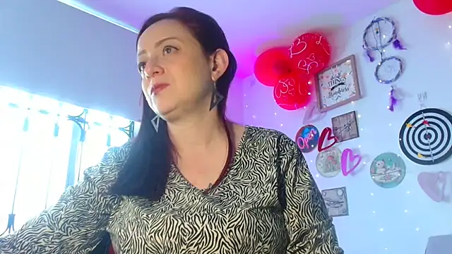 catalinamommyx online show from 15, 2, 2026