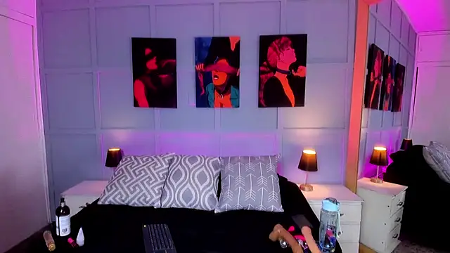 Elizabeth Santos online show from 27, 10, 2025