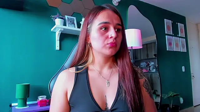 Snapshot of evy_orange1 chatting on 15, 5, 2026 evy orange1 online show from 15, 5, 2026