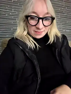 Snapshot of Giuliana_baby chatting on 16, 2, 2025 Giuliana baby online show from 16, 2, 2025