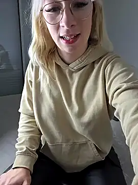 Snapshot of Giuliana_baby chatting on 17, 2, 2025 Giuliana baby online show from 17, 2, 2025