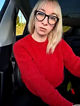 Snapshot of Giuliana_baby chatting on 6, 3, 2025 Giuliana baby online show from 6, 3, 2025