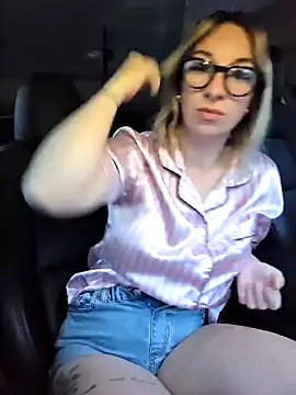 Snapshot of Giuliana_baby chatting on 25, 9, 2025 Giuliana baby online show from 25, 9, 2025