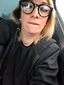 Snapshot of Giuliana_baby chatting on 26, 9, 2025 Giuliana baby online show from 26, 9, 2025