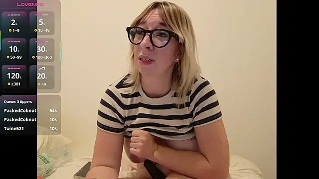 Snapshot of Giuliana_baby chatting on 2, 10, 2025 Giuliana baby online show from 2, 10, 2025