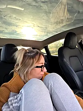 Snapshot of Giuliana_baby chatting on 16, 10, 2025 Giuliana baby online show from 16, 10, 2025