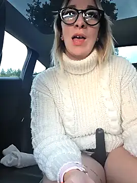 Snapshot of Giuliana_baby chatting on 20, 10, 2025 Giuliana baby online show from 20, 10, 2025