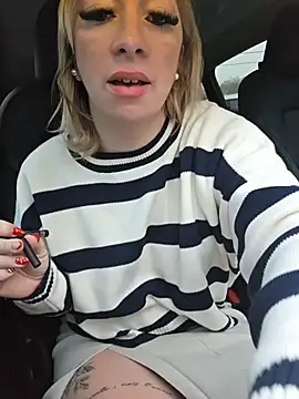 Snapshot of Giuliana_baby chatting on 14, 12, 2025 Giuliana baby online show from 14, 12, 2025