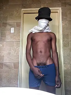 Snapshot of Thickdaddy3 chatting on 8, 10, 2025 Thickdaddy3 online show from 8, 10, 2025