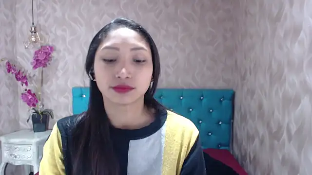 MadelineDoll online show from 3, 2, 2025