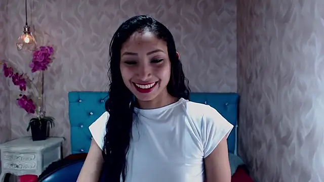 MadelineDoll online show from 25, 2, 2025