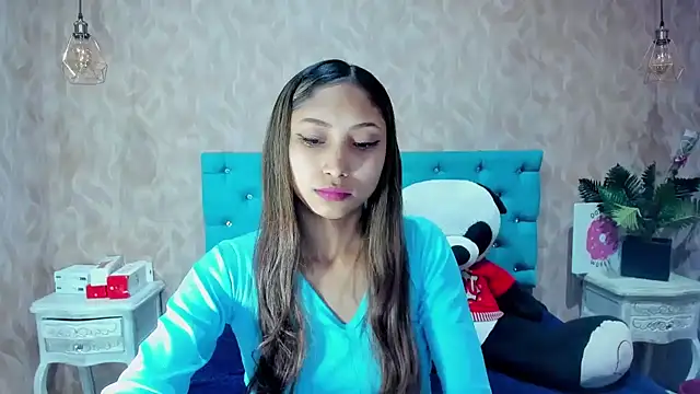 MadelineDoll online show from 28, 10, 2025